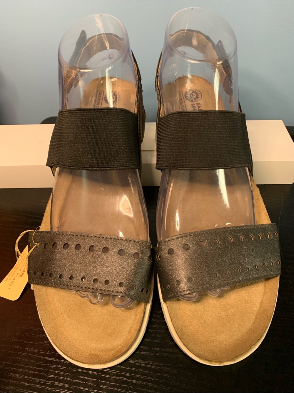 Earth Spirit Black Strappy Sandals - Picture 2 of 6